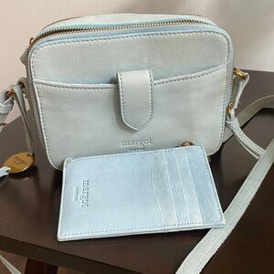 Margot New York Bag Elena Crossbody
Double Zip Camera Bag with Card Holder